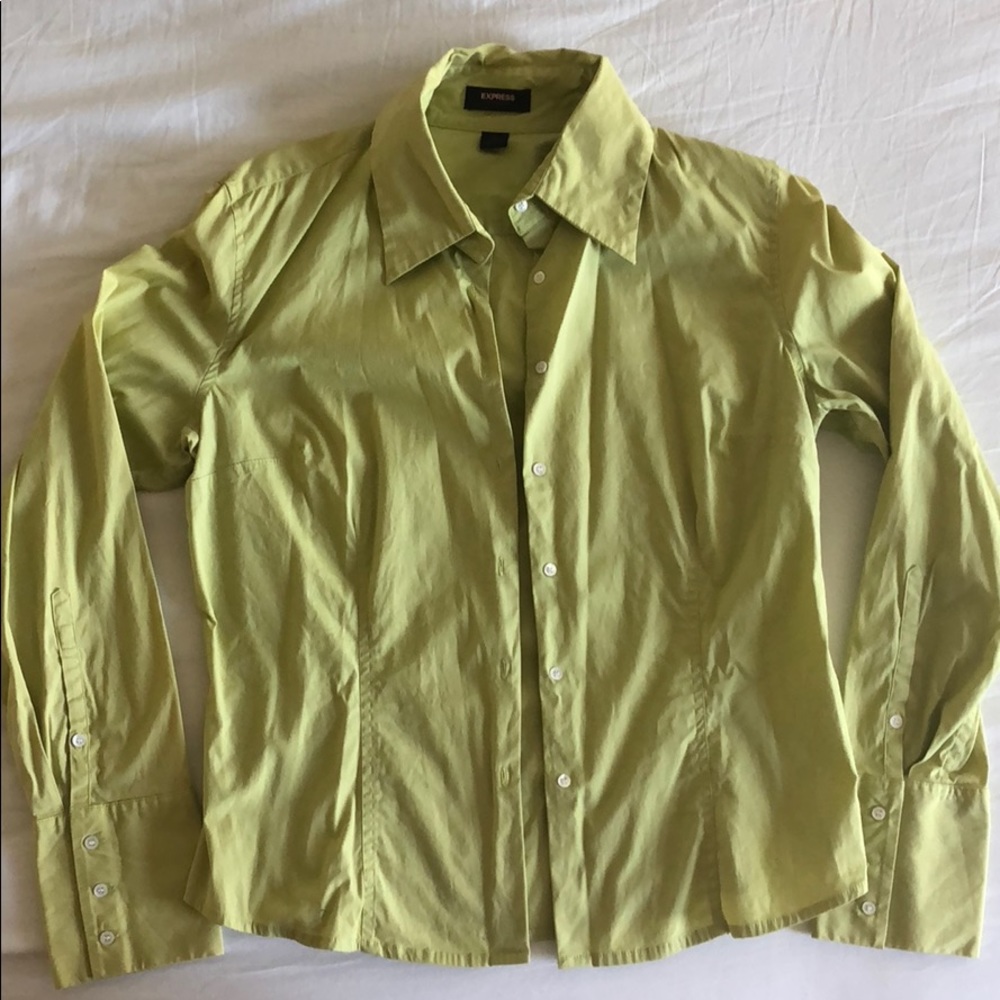 GOV SHUTDOWN SALE!!! Express top